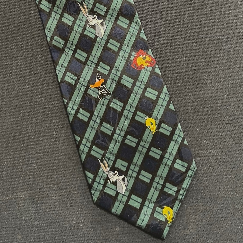 Looney Tunes Mania tie